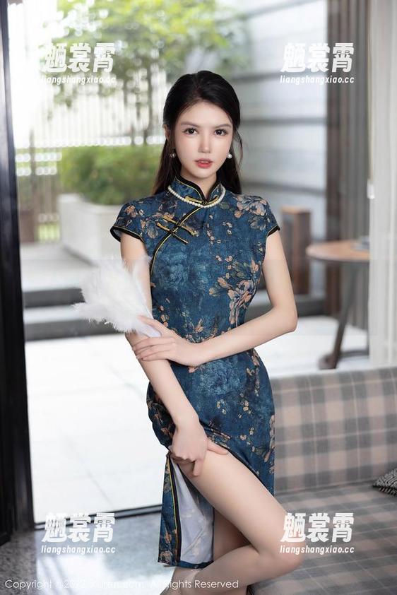 秀人网 - 套图里的安然儿：高跟鞋，那个高贵但稍显不安的梦！