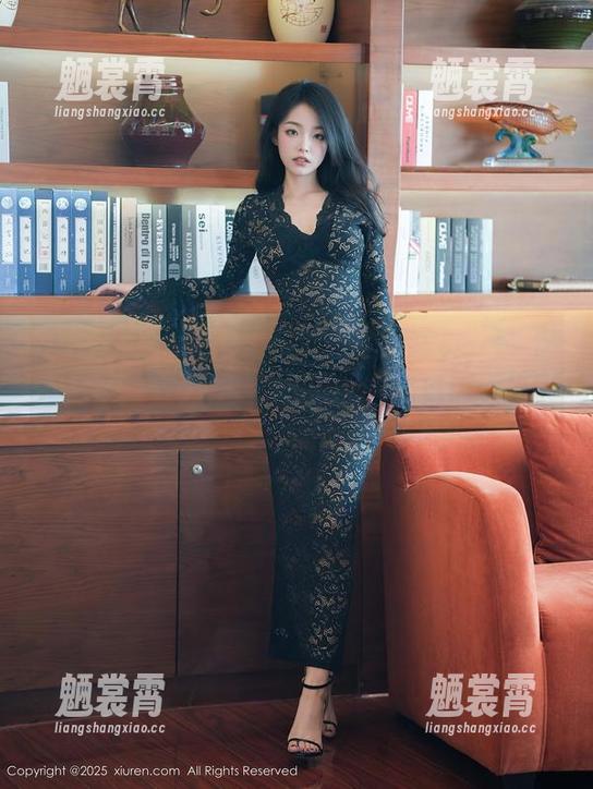 秀人网 - 林若凡F的御姐福利写真，能不能冷静一点T不T？老实说，我看得太投入了。