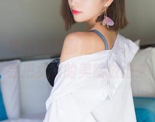秀人网 – 每张私拍都是意外发现，璀灿真会把女孩的美绽放出来