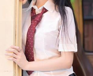 秀人网 – 黑色是种态度，盼盼已鸠在线写真有话说。