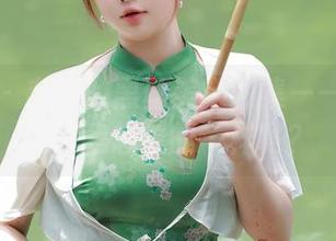 秀人网 – 言沫的黑丝美腿图集——看这双腿和我想象的一样吗？