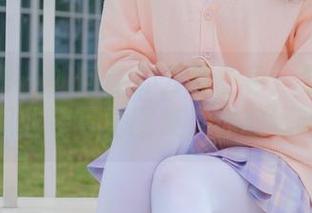 稚乖画册 – 如何让办公室生色：生煎团团的职业装写真图集，你敢试吗？