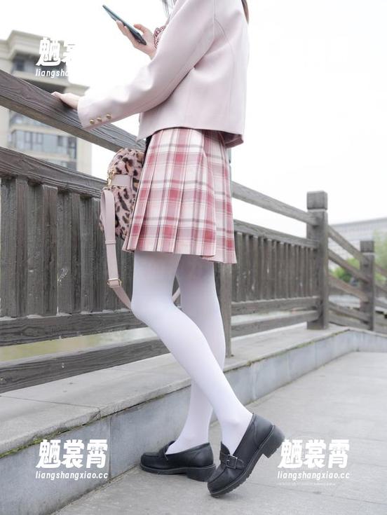 紧急企划 - 小恩的护士图库，高清水平比我小时候的视力还好，哈哈！