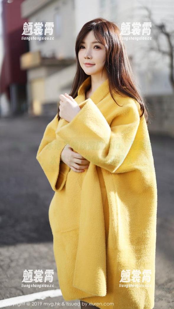 美媛馆 - 泳池里的徐微微mia，更新图片，水里流淌着的不只是水