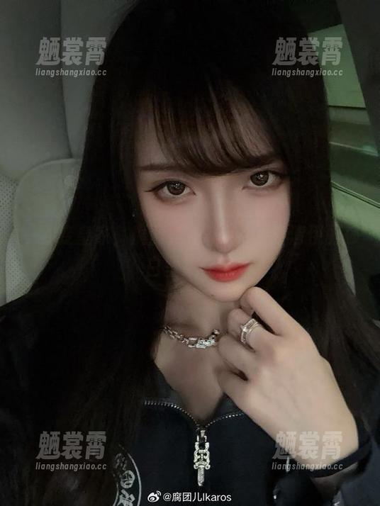 一秒变皇家，腐团儿Ikaros的高清伊丽莎白壁纸合集