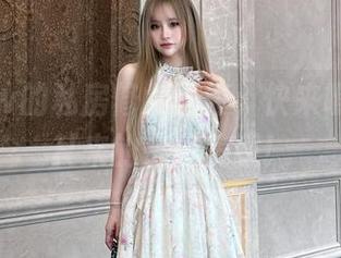 芊芊酱w的私房修女图包，快来瞧瞧突如其来的宁静美感！