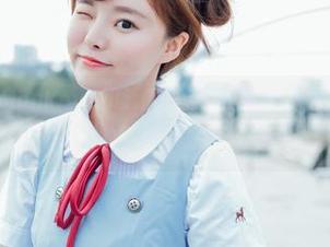 菠萝社 – “Monkey_小潘鼠的全套校服写真”，这自拍堪比我高中时期的年鉴，哈哈，死去都值！