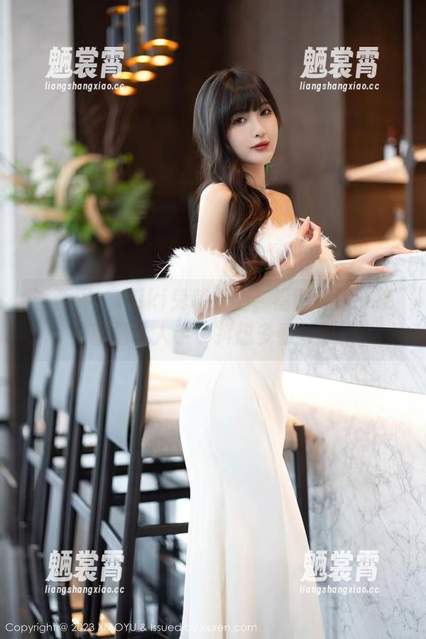 语画界 - Miki兔装护士，福利可谓一绝！就是让人手一抖想多看两眼。