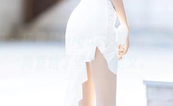 语画界 – 杨晨晨sugar在黑丝间的跋涉，简直给了壁纸新定义。