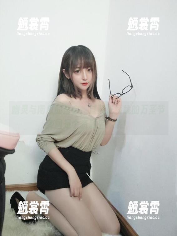 过期米线线 幽灵与南瓜的盛会,过期米线线的万圣节美图是个资源宝藏哦!