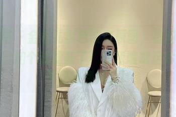 微密圈 – 金希儿黑色镂空原图，福利多到要自己加个过滤器了！让我瞧瞧这片段是不是强到掉牙！