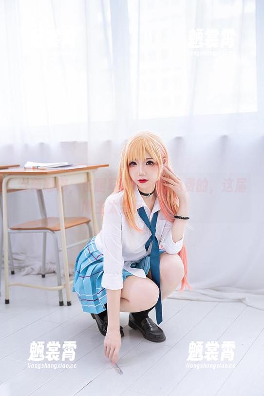 雪晴嘟嘟，长腿写真也能是免费的，这届博主太会玩了吧！