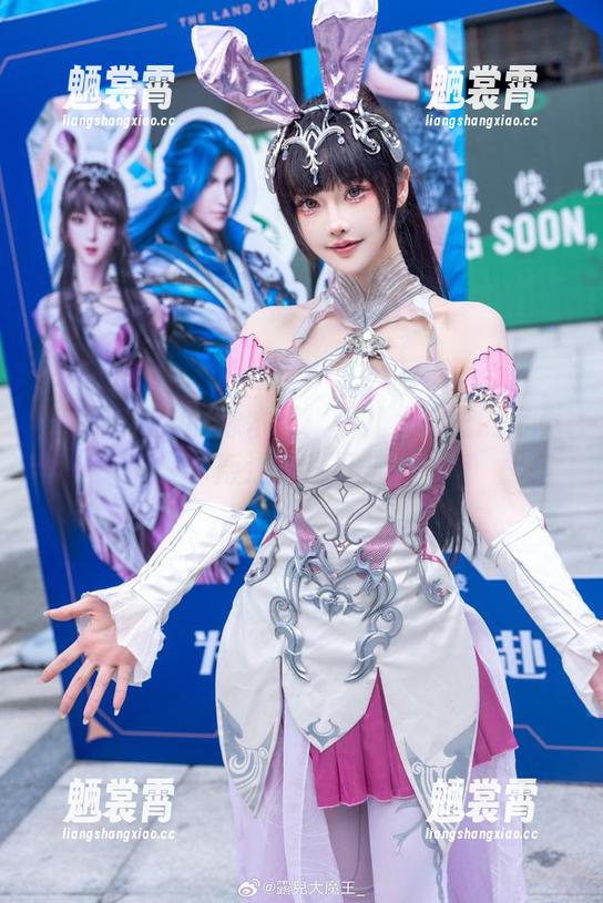 禁闭者和她的橡木匣：露儿大魔王的写真，叛逆路线开启！