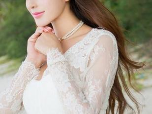 青豆客 – 深入Ann尤美的最新制服写真，是否会让你想到了……那个她？