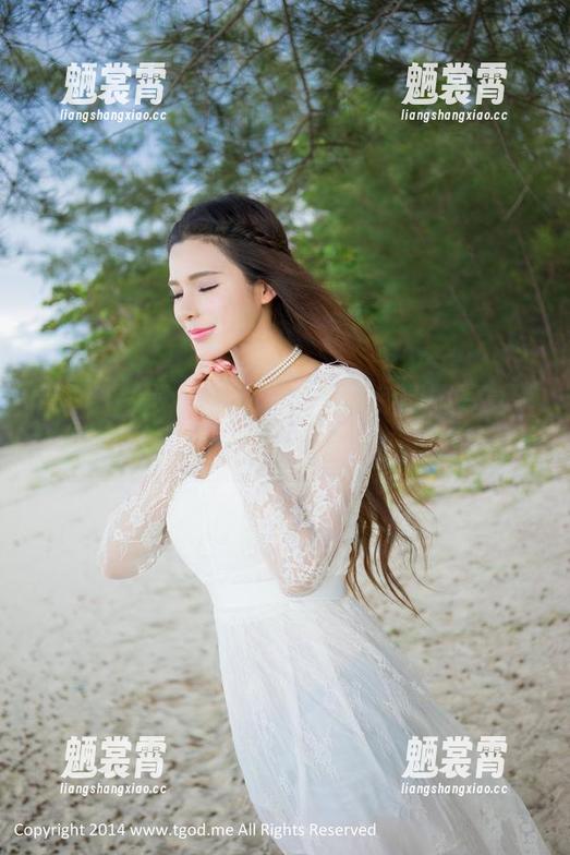 青豆客-Ann尤美 青豆客 - 深入Ann尤美的最新制服写真,是否会让你想到了……那个她?