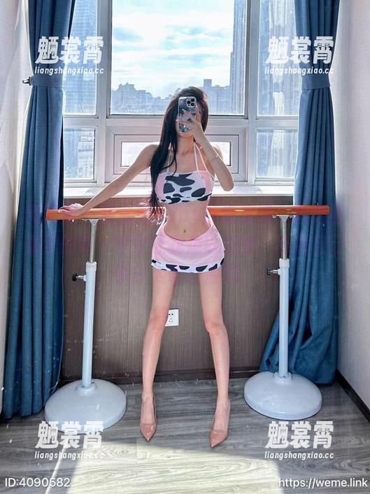微密圈 - 黎允熙baby的透视蓝，精选图集里的每一帧都让我难以自拔，连我自己都不太明白原因。
